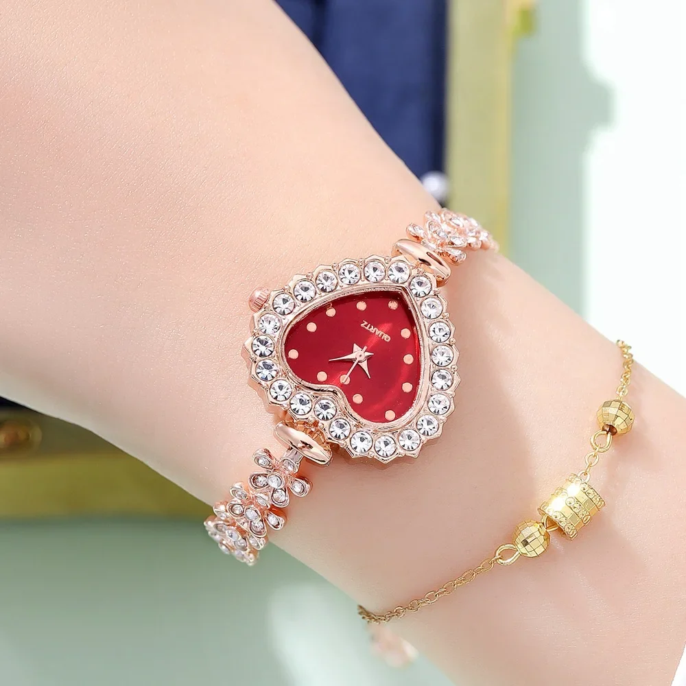 Women Watches Heart Shape Small Dial Women's Bracelet Watch Quartz Wristwatch Retractable Chain Strap Watch