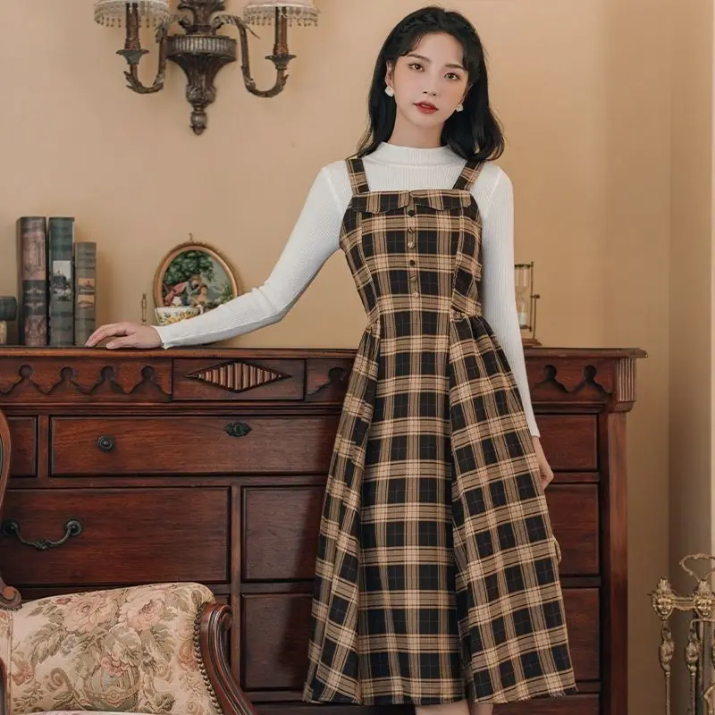 Academic Style Outfits Spring Autumn French Vintage Plaid Strap Skirt Wrapped Waist Style Knitted Sweater Two Piece Set