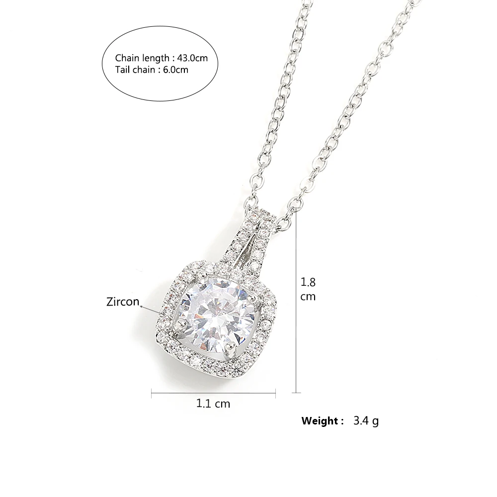 Necklace detail