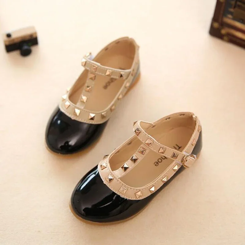 Children Princess Flat Shoes Children Girls Rivets Single Shoe Kids Leather Shoes Girl sandals