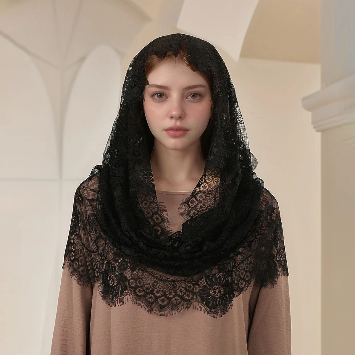 التطريز الثلاثي وشاح فستان من الدانتيل شال الحجاب المرأة الصلبة الأزهار منديل كبير الحجم موضة أنيقة وشاح باندانا