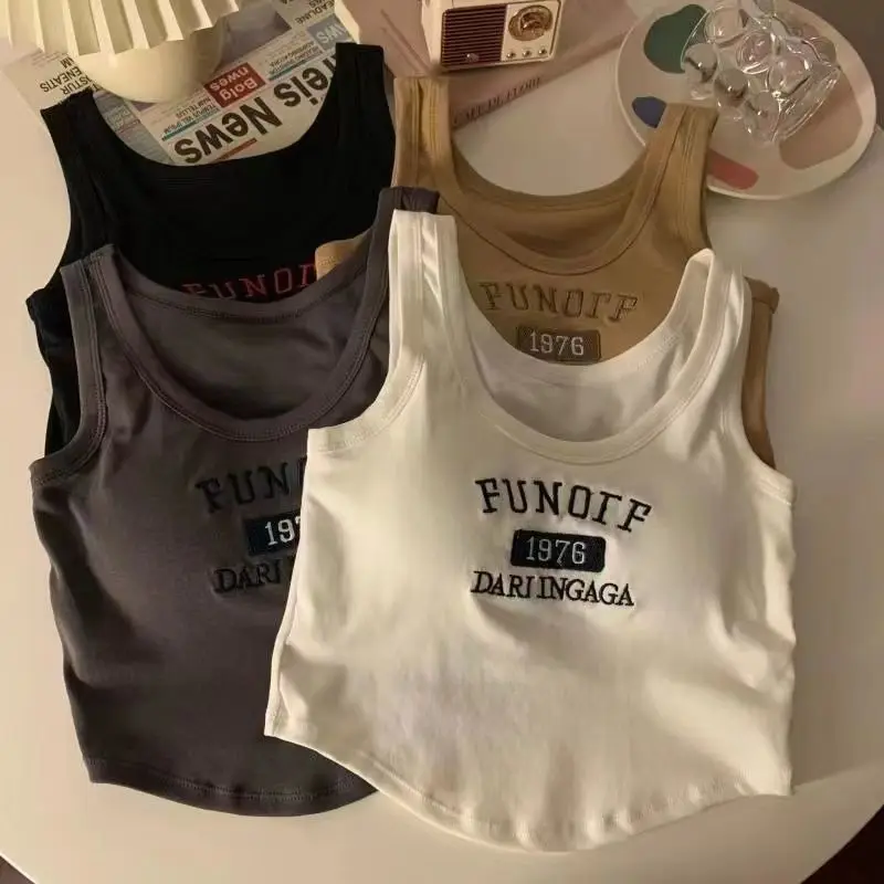 

Korean Streetwear Y2K Crop Top with Chest Pad Bra Embroid Letter Print Camisole Woman Summer Casual Basic Tank Top Sportswear