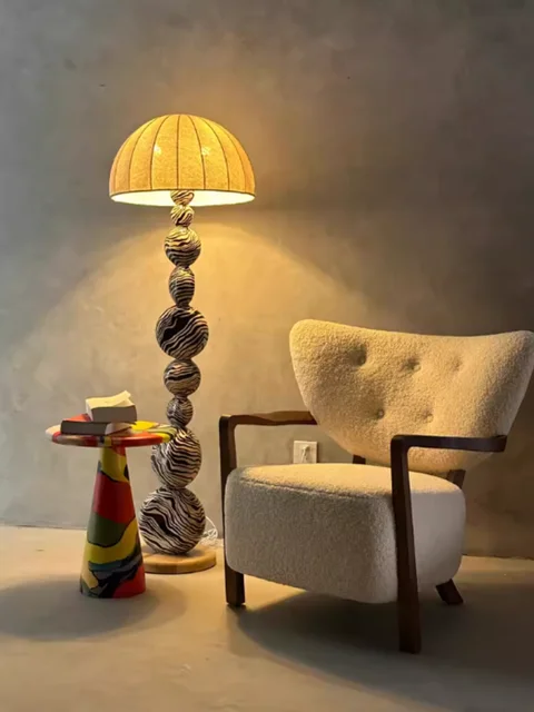 Sorella Swirl Floor Lamp 5