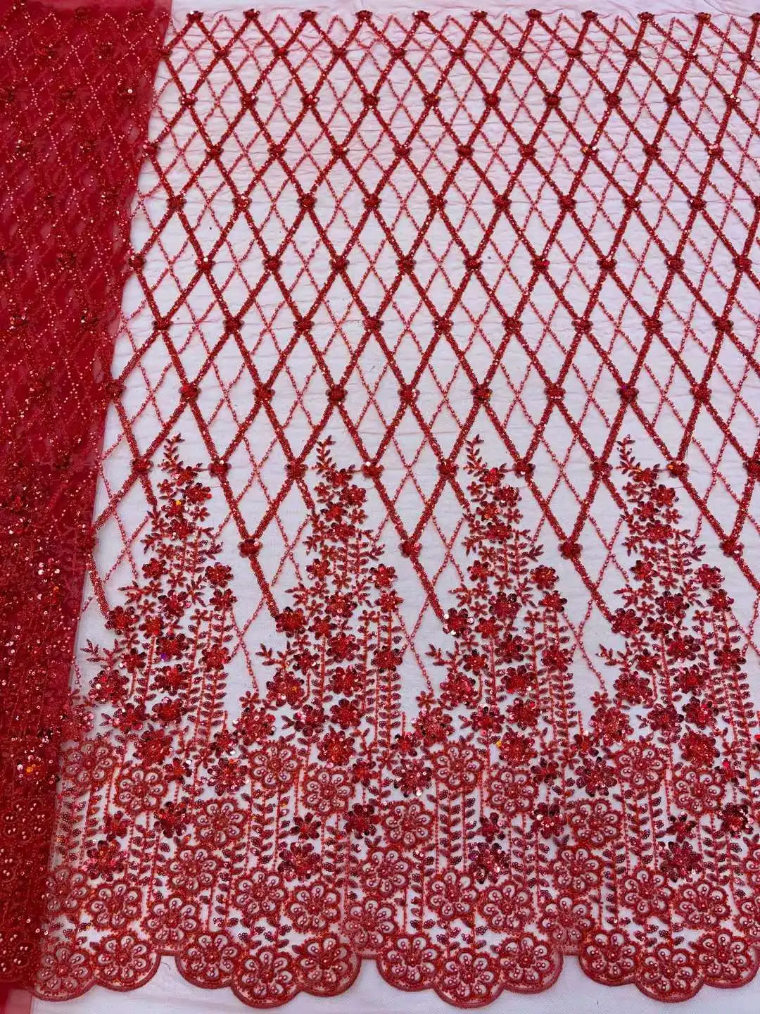 

Red New Embroidered Design African Material French Lace Fabric with Beads Sequins H-31.91701 for Lady Party or Wedding Dress