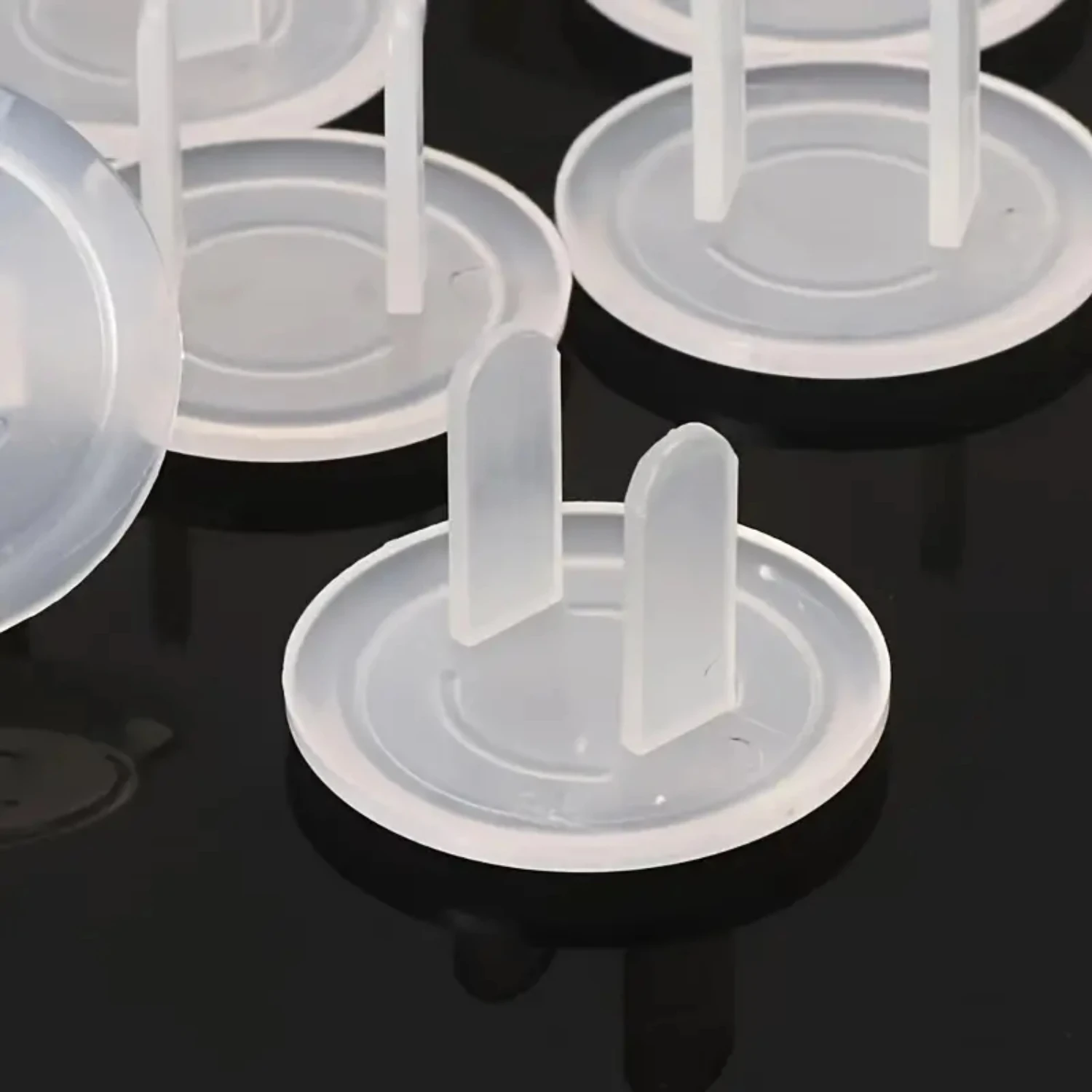 Enhanced Safety Electric Shock Proof Transparent Protective Sleeve for Children-10pcs Durable 2-hole 2-phase Power Socket Cove