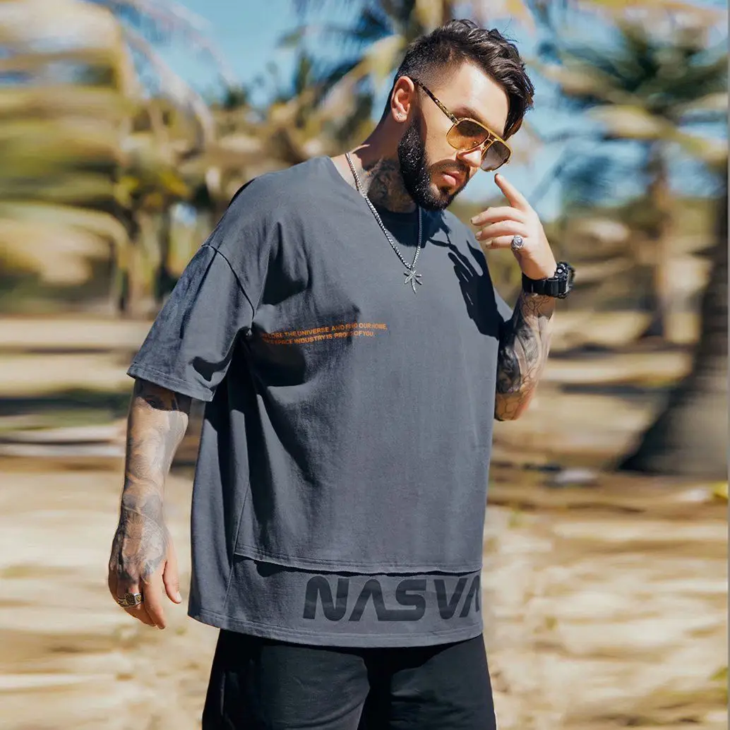 thumbnail image 1 of Camisetas para hombre, camiseta holgada de gran tamaño con letras para hombre, estampado trashy Y2k, ropa holgada, ropa popular coreana, ropa de calle S, 1 of 4