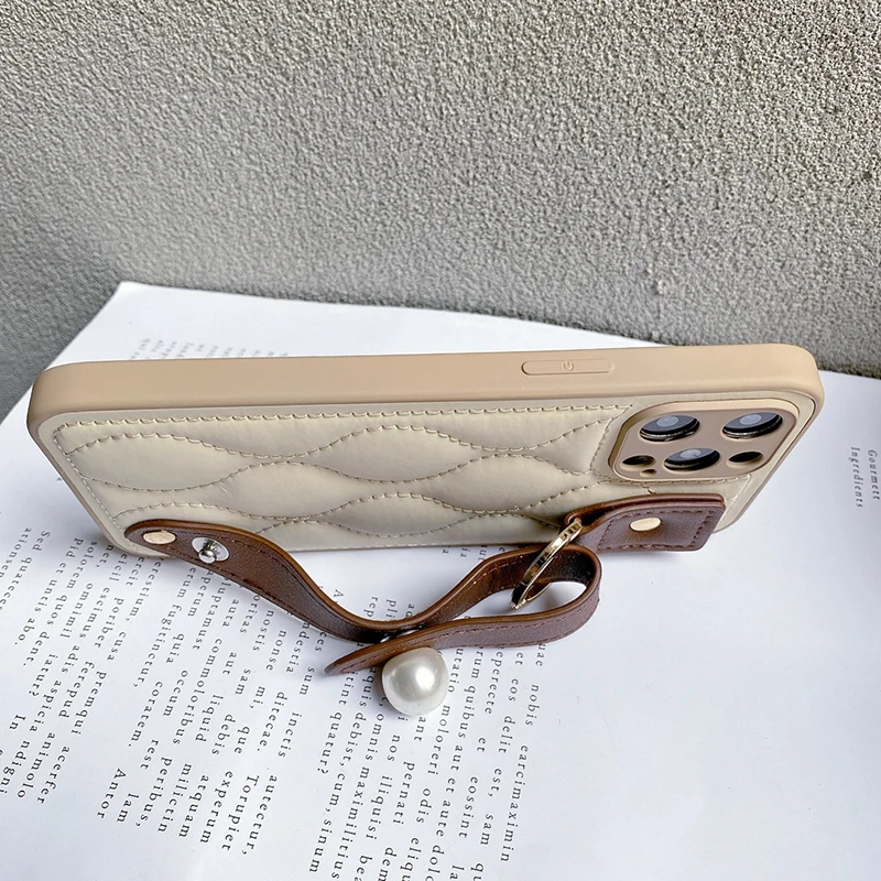 Fashion PU Leather Pearl Wrist Strap Stand Case For iPhone