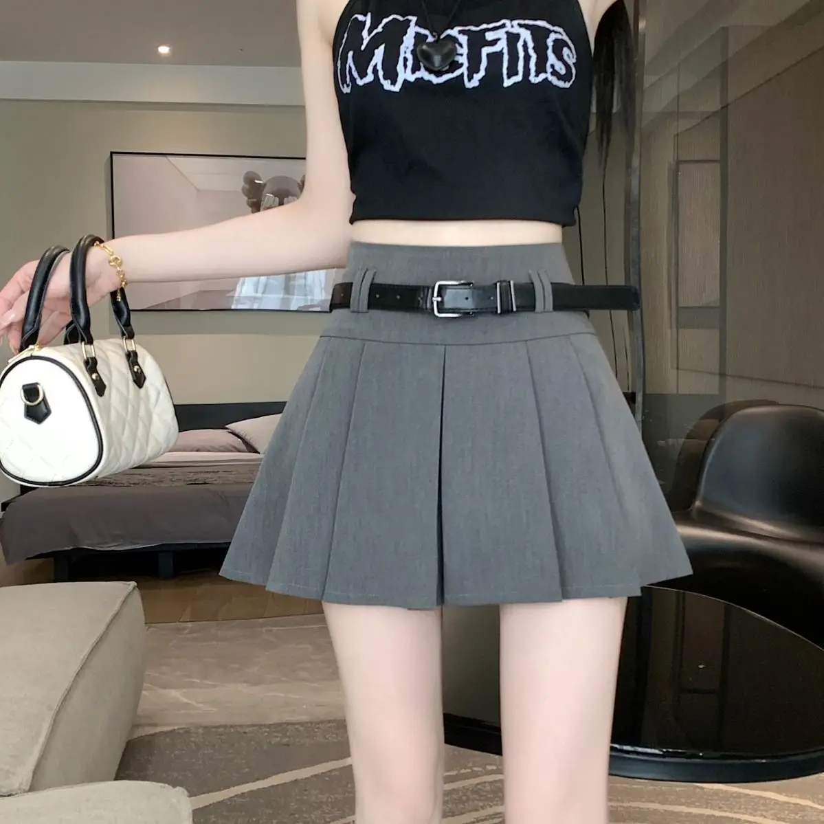 High End Gray Half Length Skirt for Women Summer Wear New Fashionable and Stylish Figure High Waisted A-line Pleated Short Skirt