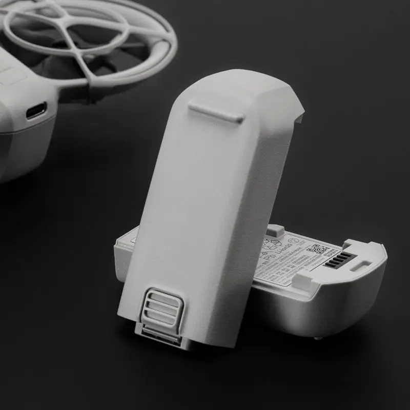 Drone DJI avec 3 batteries + chargeur - Gris clair