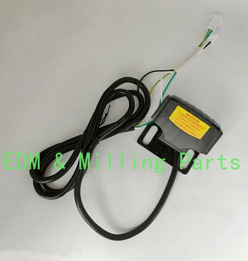 

CNC Milling Machine Mill Machines Parts LIMIT SWITCH ASSEMBLY SERVO POWER FEED TYPE Four Wires For Bridgeport Mill Part