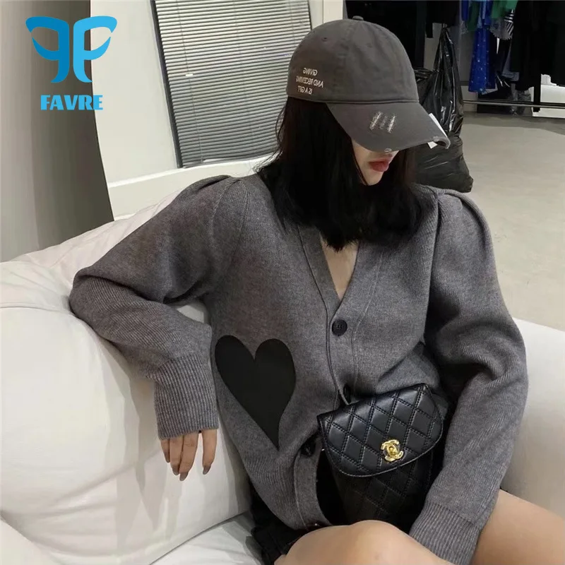 

Женский кожаный трикотажный кардиган FAVRE, элегантный короткий однобортный укороченный свитер в виде сердечек, осень