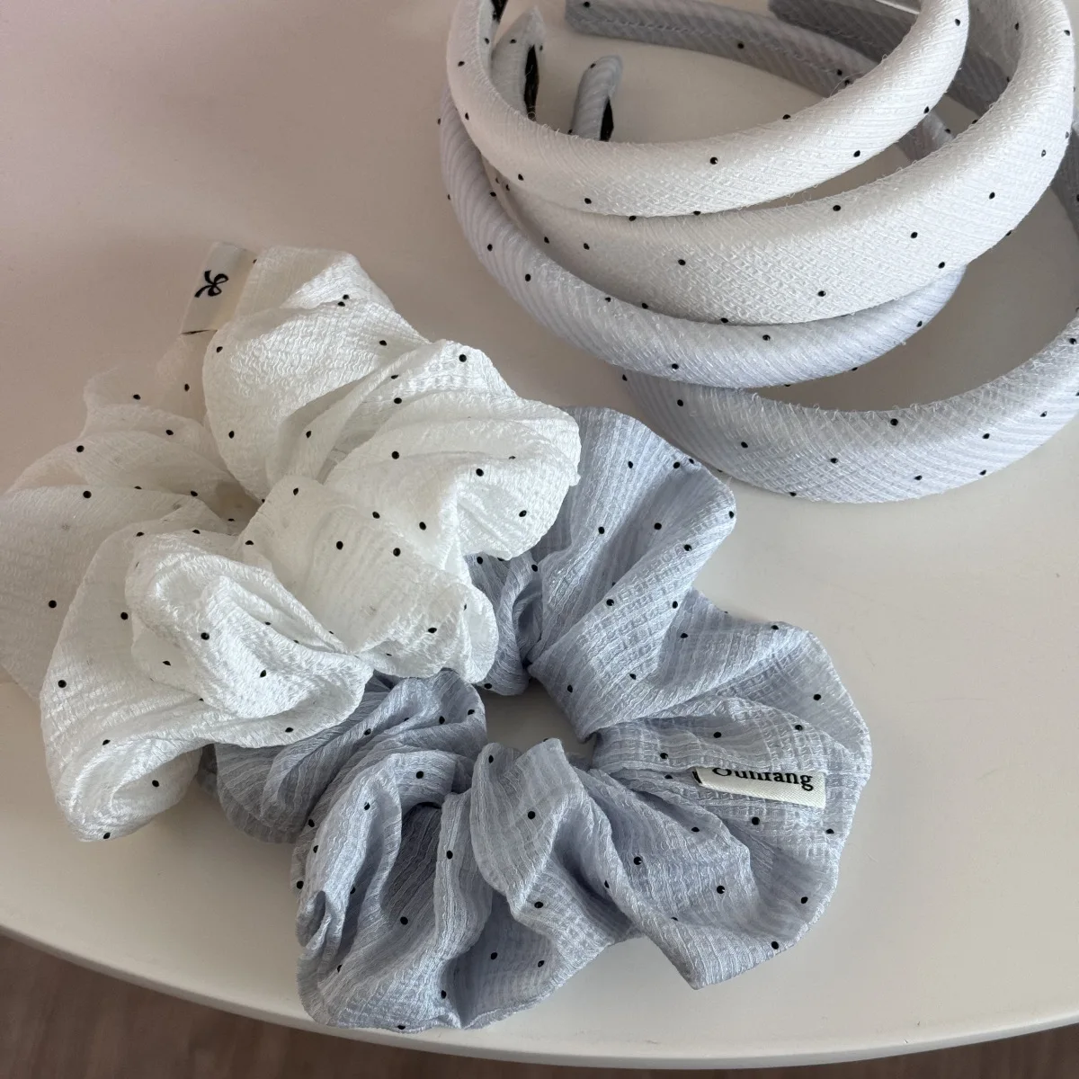 부드러운 프랑스 스타일 틈새 레트로 메쉬 작은 웨이브 도트 대장 헤어 서클 여성 미트볼 하이 엔드 헤어 액세서리