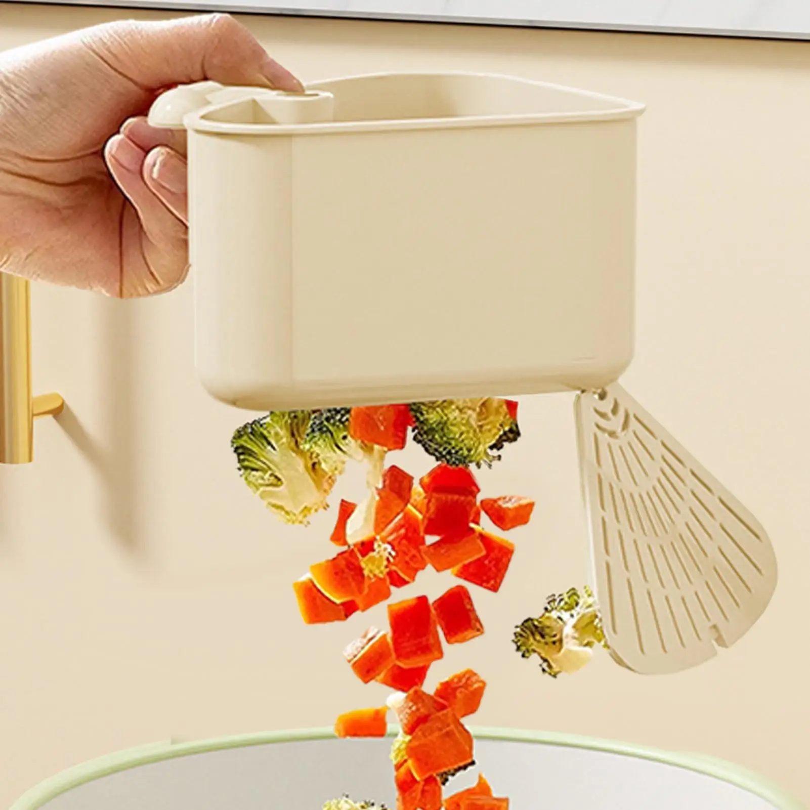 Hanging Sink Drainage Basket Kitchen Drains Suction Cup Sink Strainer Filter Basket for Separating Food Scrap and Cleaning Fruit
