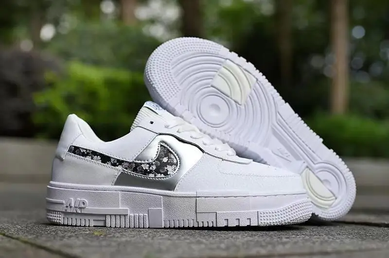 New 2022 Nike Air Force 1 Men and Women Skateboarding Shoes Outdoor Sport Sneakers Shock Absorption
