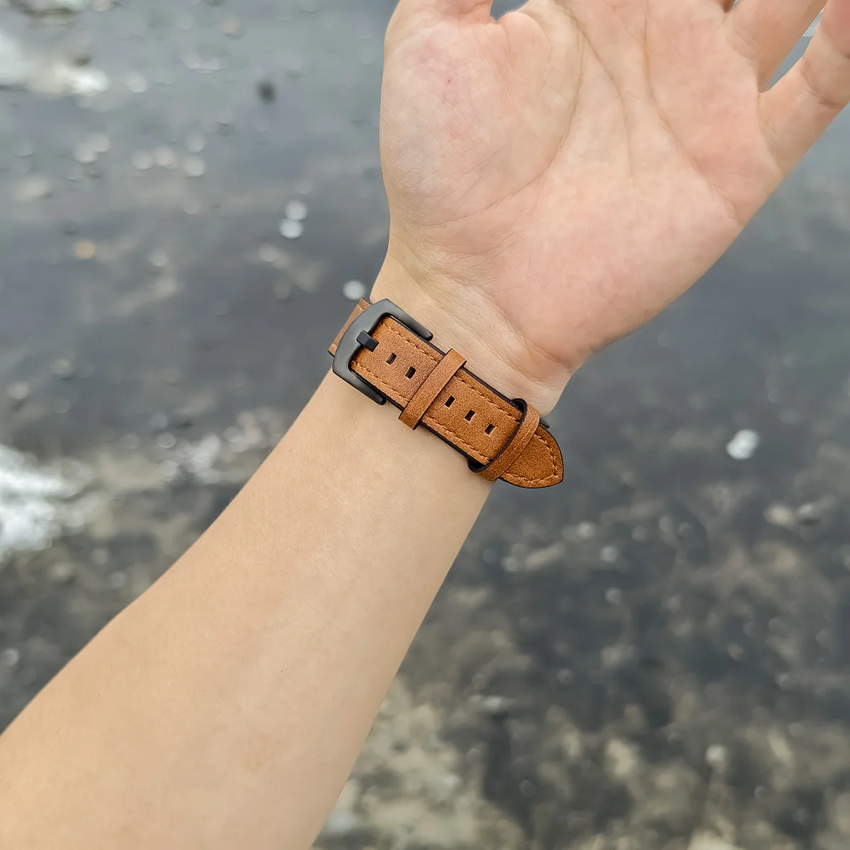Premium 22mm Leather Watch Strap – Universal Fit