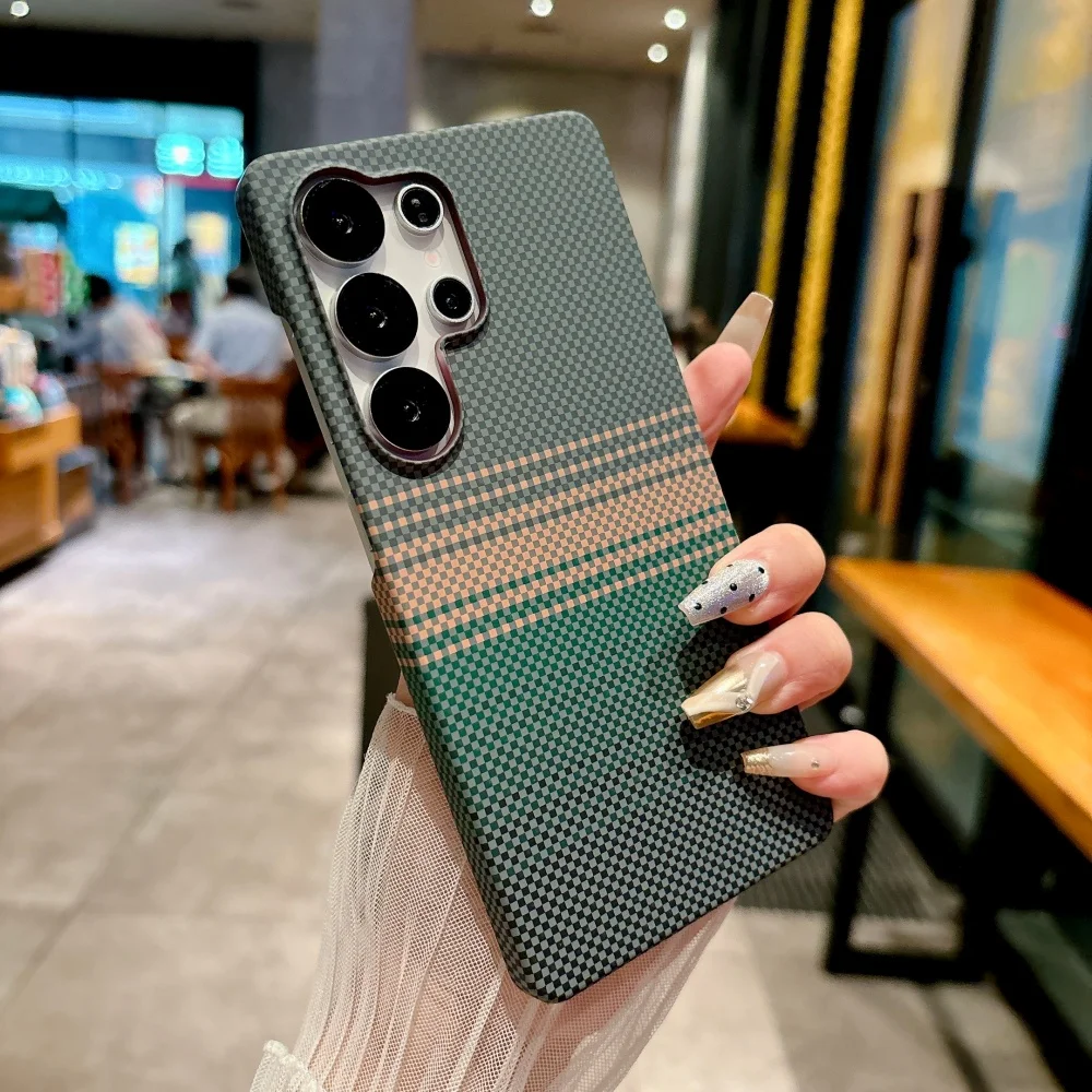 Luxury Frameless Carbon Fiber Texture Phone Case with MagSafe Compatibility
