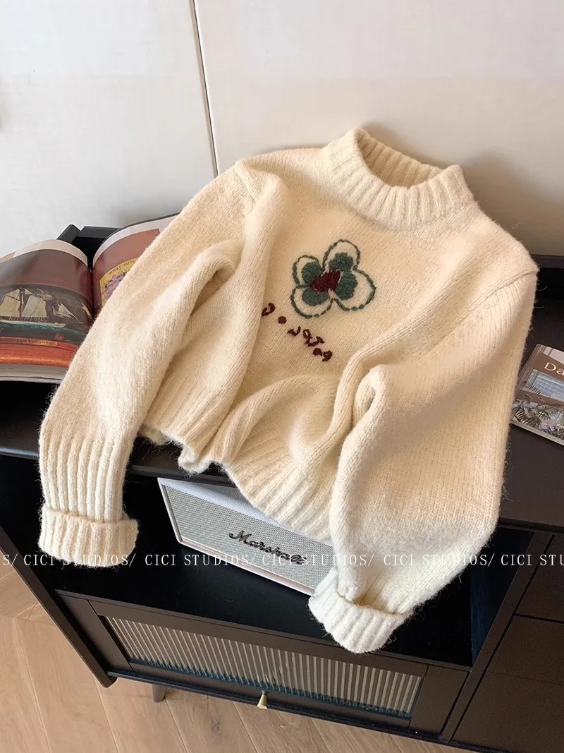 

Korean Embroiderey Round Neck Long Sleeved Knitted Sweater Women Autumn Spring 2024 New Soft And Glutinous Inner Pullovers X818