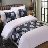 Hôtels chez l'habitant drapeaux de lit décoratifs Simple couleur unie serviette de lit doux confortable coussin de queue de lit taie d'oreiller câlin 2