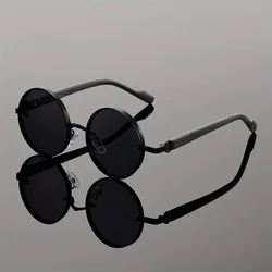 Elegant Vintage Round Gradient Sunglasses (Black)