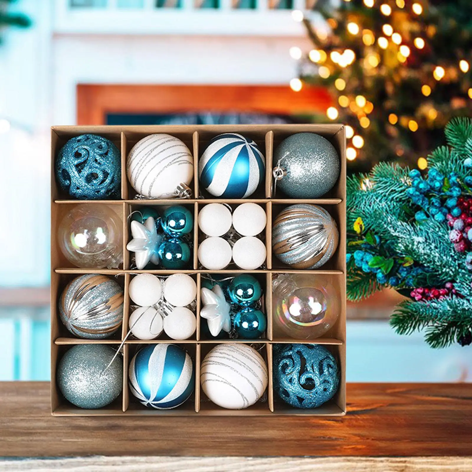 thumbnail image 1 of Juego de 36 bolas navideñas decorativas para fiestas, bodas al aire libre, 1 of 5