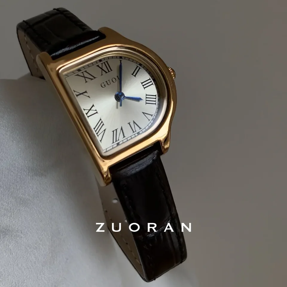 Zuoran ファッショナブルなレディースクォーツ時計通勤 D 型