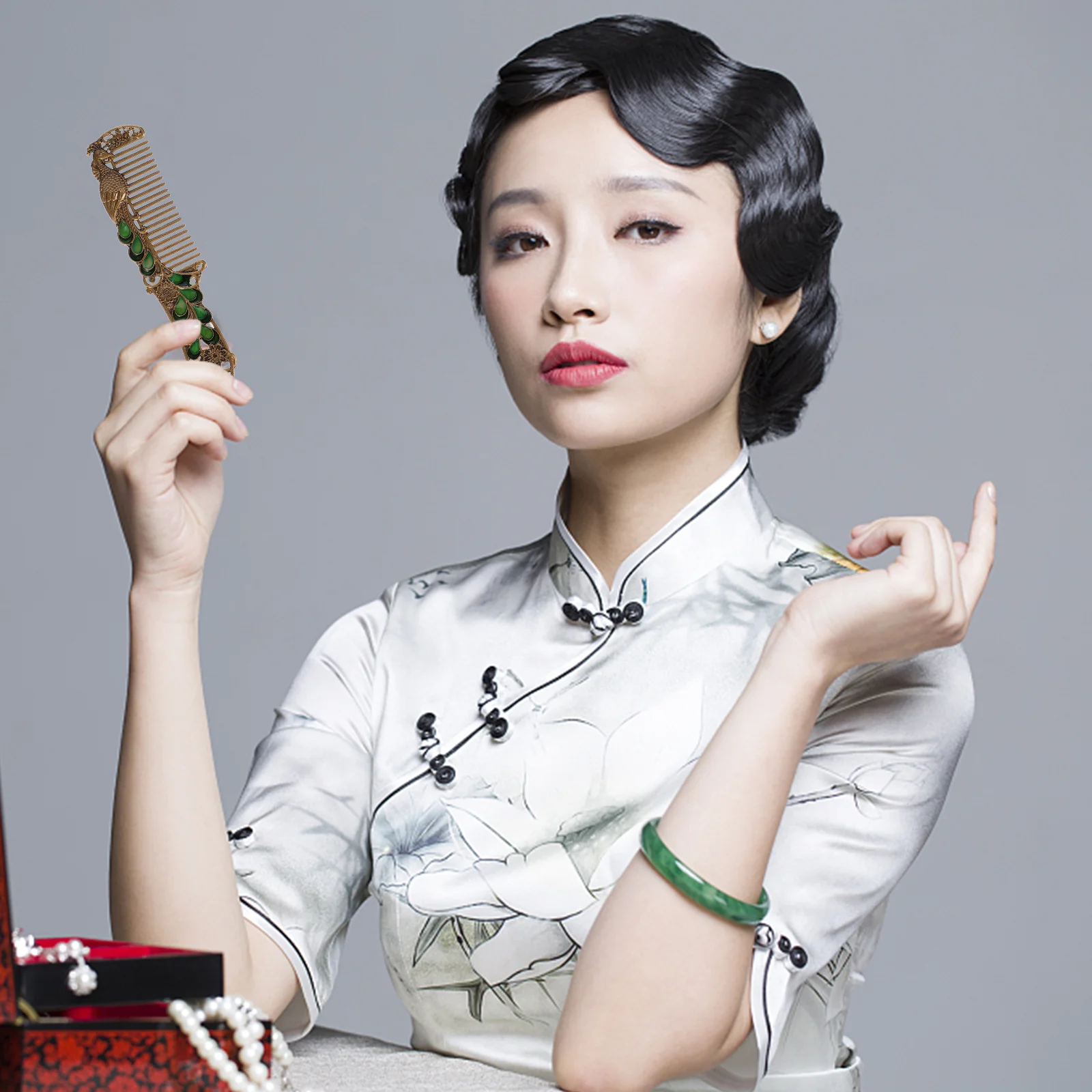 손잡이가 달린 거울 장식 섬세한 메이크업 조명 금속, 편리한 아연 합금 화장대, 여성 기숙사 여행