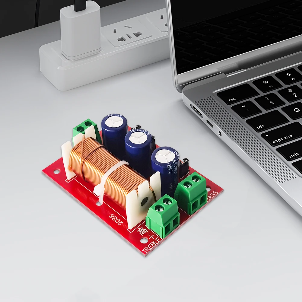 YLY-2088 400W Speaker Frequency Divider Adjustable 2 Way Crossover