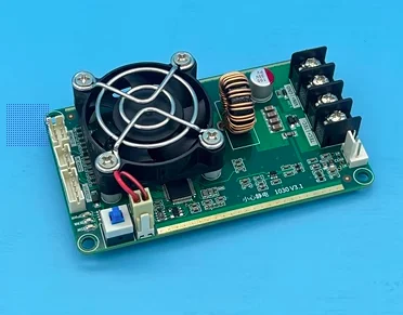 

Tec Temperature Controller, Semiconductor Cooling Chip Temperature Control Module, One-way 15A Current Tcm1030