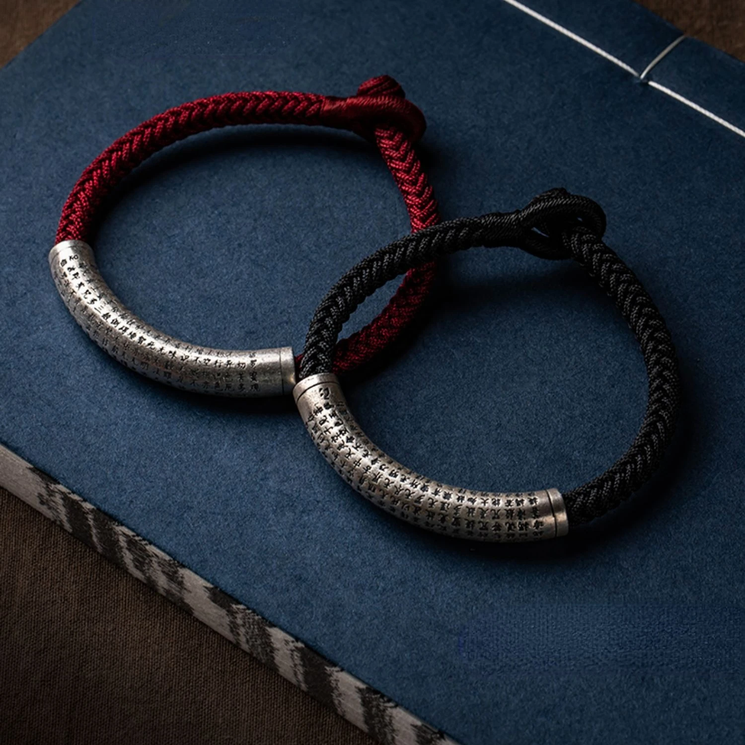 

Heart Sutra Woven Jewelry Couple Bracelet Red Rope Friendship
