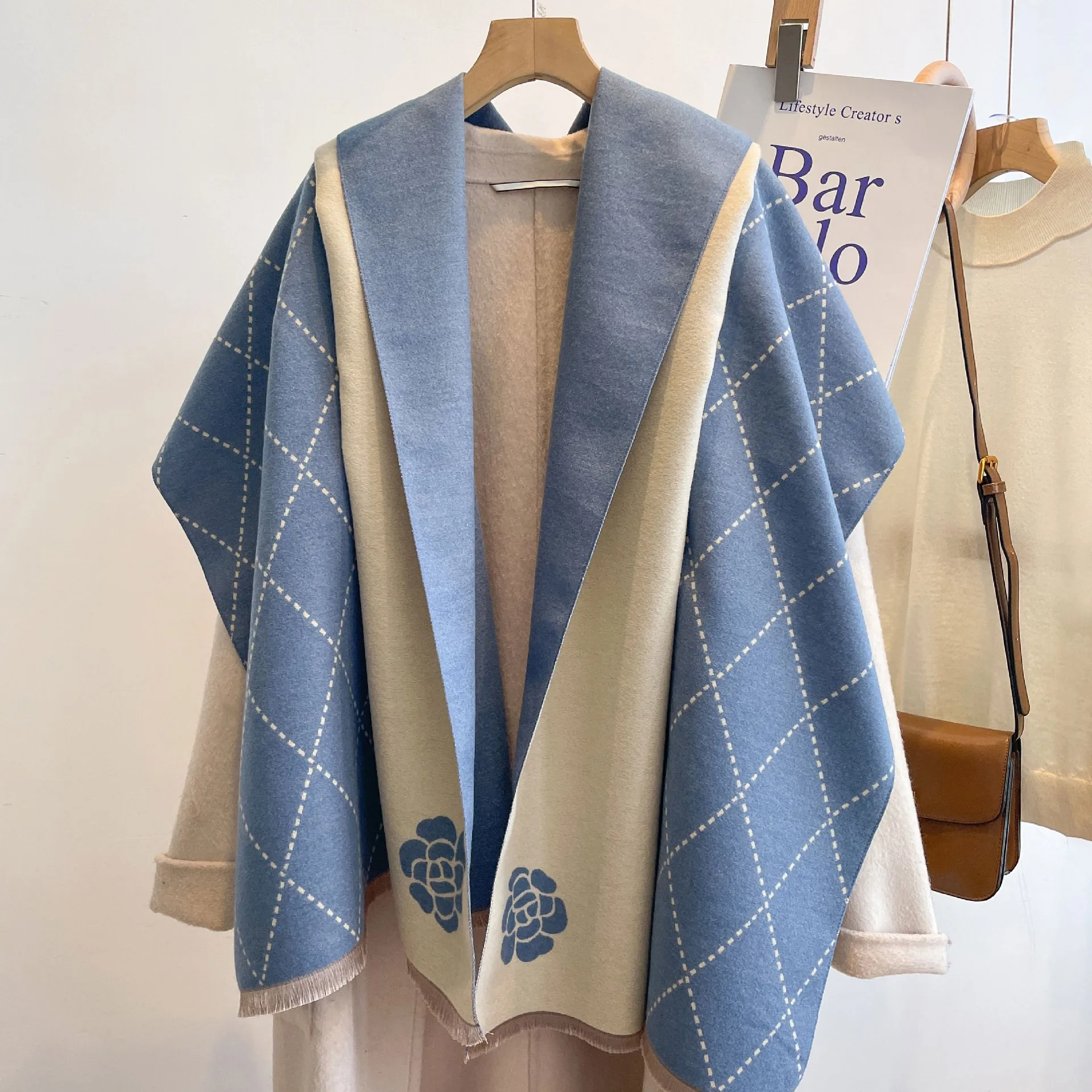 Stylish Scarf Ladies Luxury Shawl Warm 100% Cashmere Elk Classic Tassel Scarf Shawl Dual Purpose Warm Bib Shawl Scarf