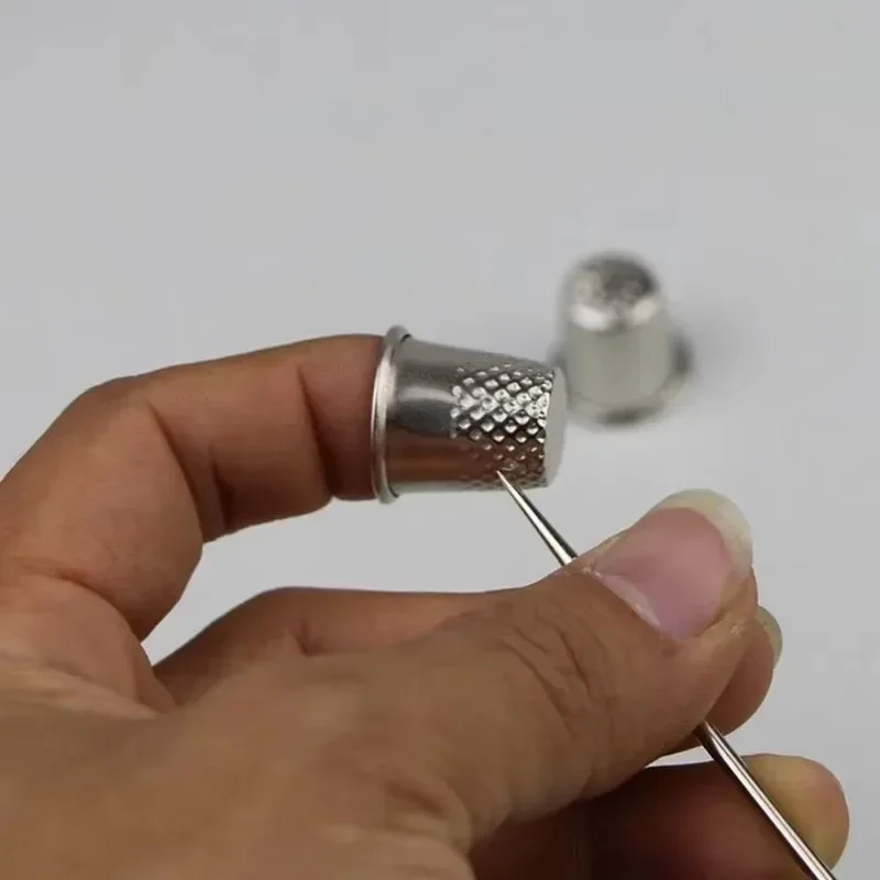 10 Pcs/set Household Conveneince DIY Sewing Tools Finger Protector Antique Hard Sewing Thimble Needles Sewing Accessoires