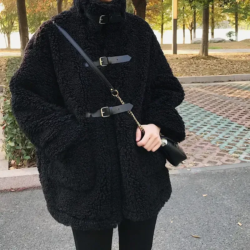 

Женское флисовое пальто в стиле Харадзюку, черная и белая Толстовка Оверсайз с капюшоном, милый зимний стиль в Корейском стиле