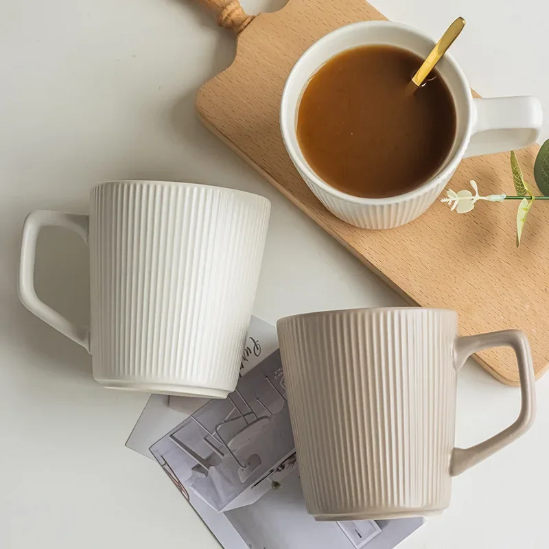 Vintage Style Striped Ceramic Coffee Mug with Handle – High Capacity Breakfast and Beverage Cup