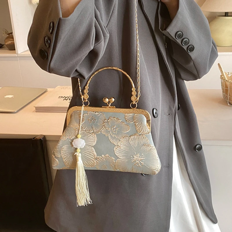 Chinese Style Embroidered Shoulder Bag Elegant Handbag Retro Small Square Bag Wedding Party Luxury Designer Women Evening Clutch