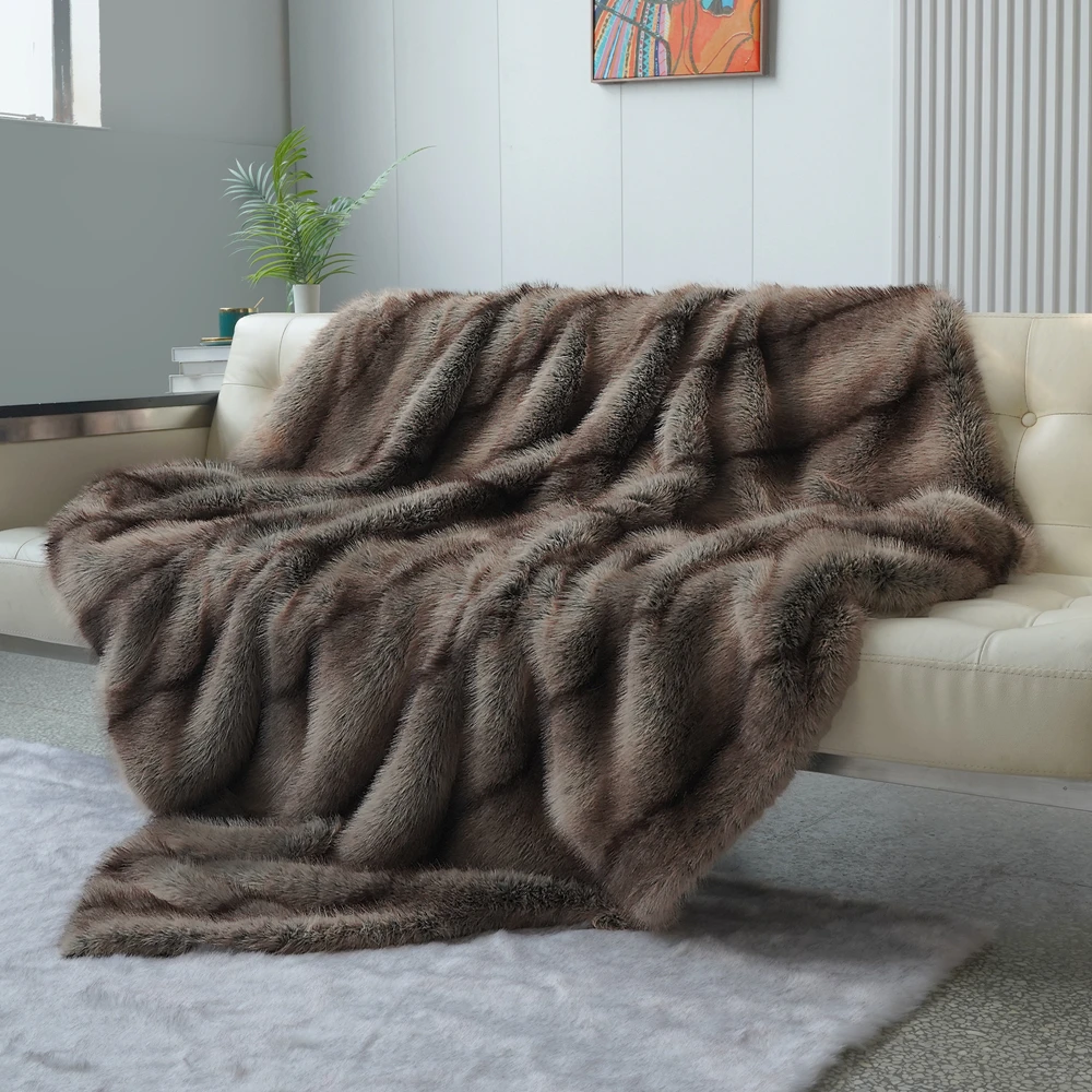 Luxury Faux Fur Blanket High-end Bed  Fox Fur Blankets For Beds Plaid on The Sofa Cover Decoration Home Blankets And Throws 2