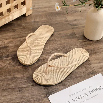 2025 New Flip Flops Women Slippers Ladies Shoes Indoor Outdoor Female Flip-flop Beach Flat Slides Fashion Summer Straw Sandals 1