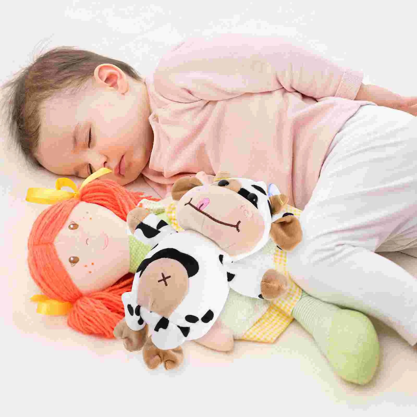 

Interesting Stuffed Cow Adorable Stuffed Animal Comfortable Cow Toy Children Supply (Random Style)