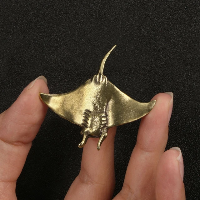 Retro Brass Ocean Devil Fish Watching Fishes Sea Animals Model Fishbowl Decoration Action Figures Education Miniature Kids Toys 1