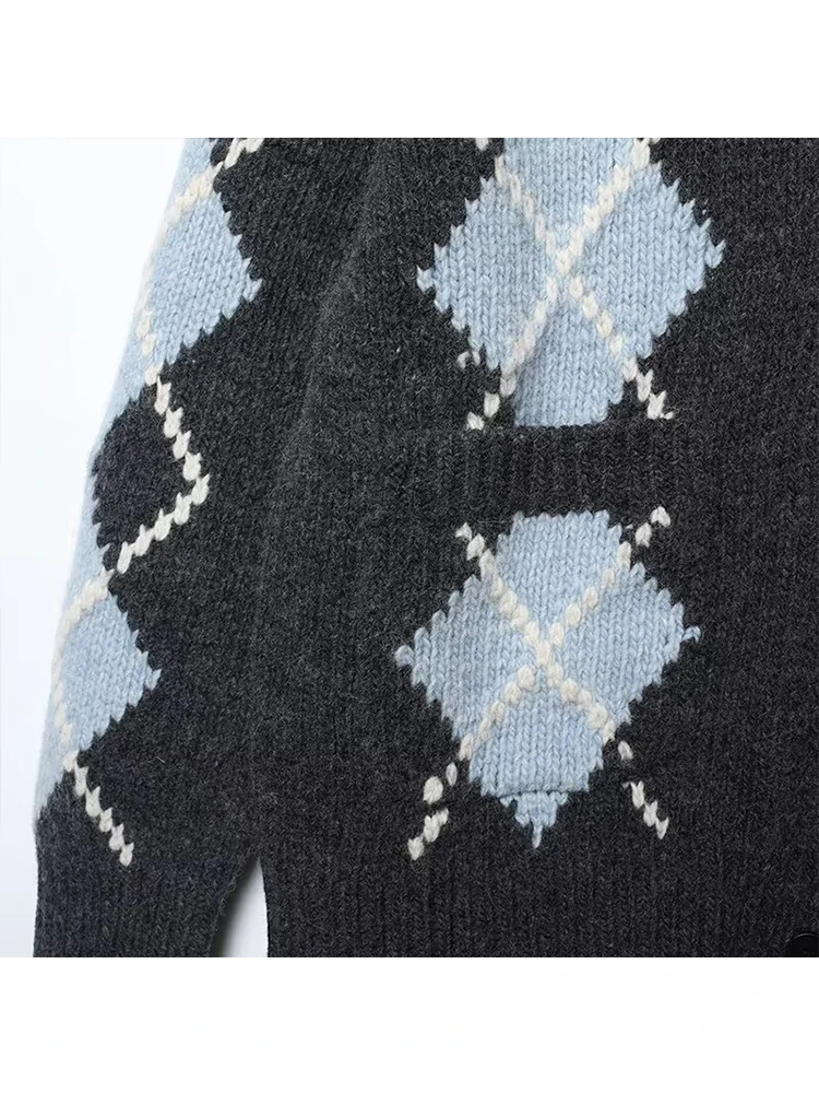 2025 New Women Fashion Argyle Knitted Cardigans Long Sleeve V neck Short Sweater Cardigan Autumn Winter New Style Knitwear Coat