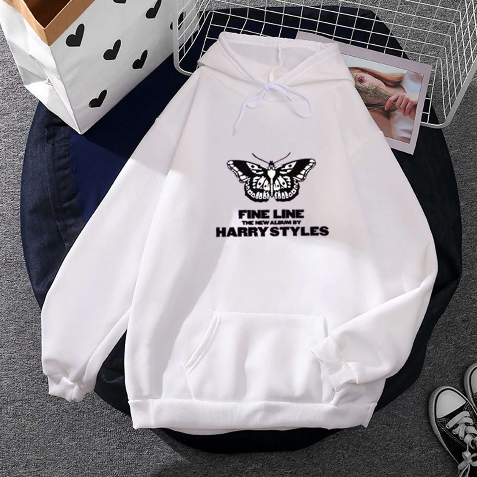 

Y2k Harajuku Korean Hoodies Womens Sweatshirt Vintage Butterfly Print White Long Sleeve Pullover Blouse 2023. Athletic Sueter