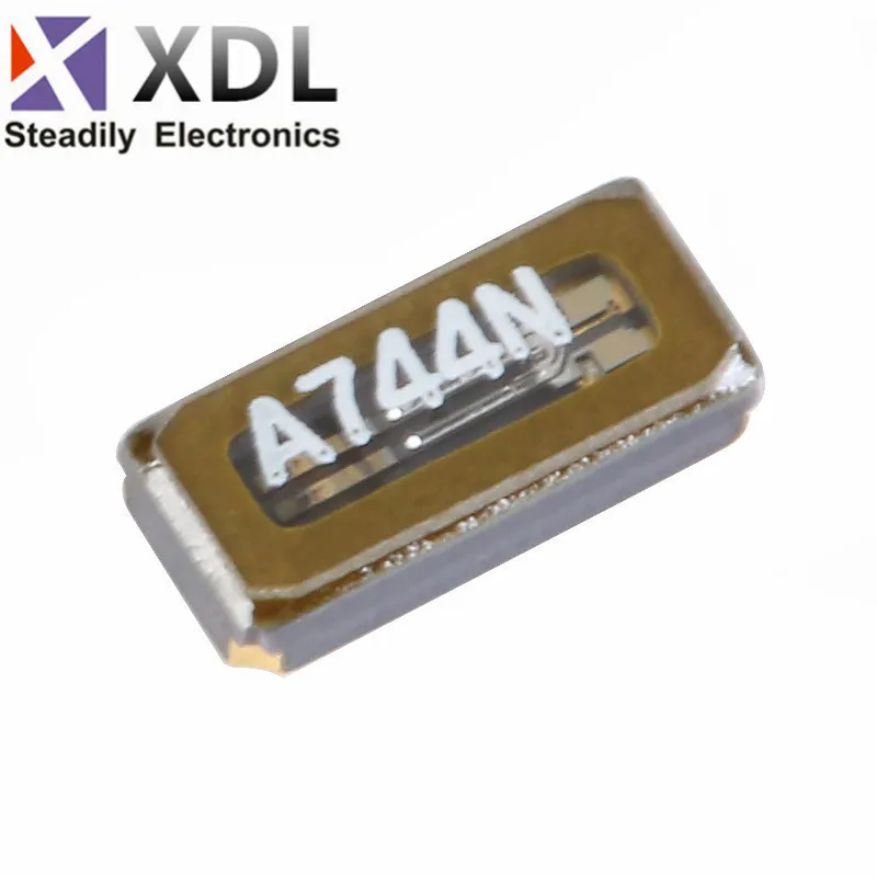 10PCS FC-135 32.768K 32.768KHZ 3215 2PIN SMD Crystal Oscillator