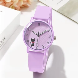 Elegant Women's Quartz Wristwatch with Silicone Strap - Perfect Gift (Purple)