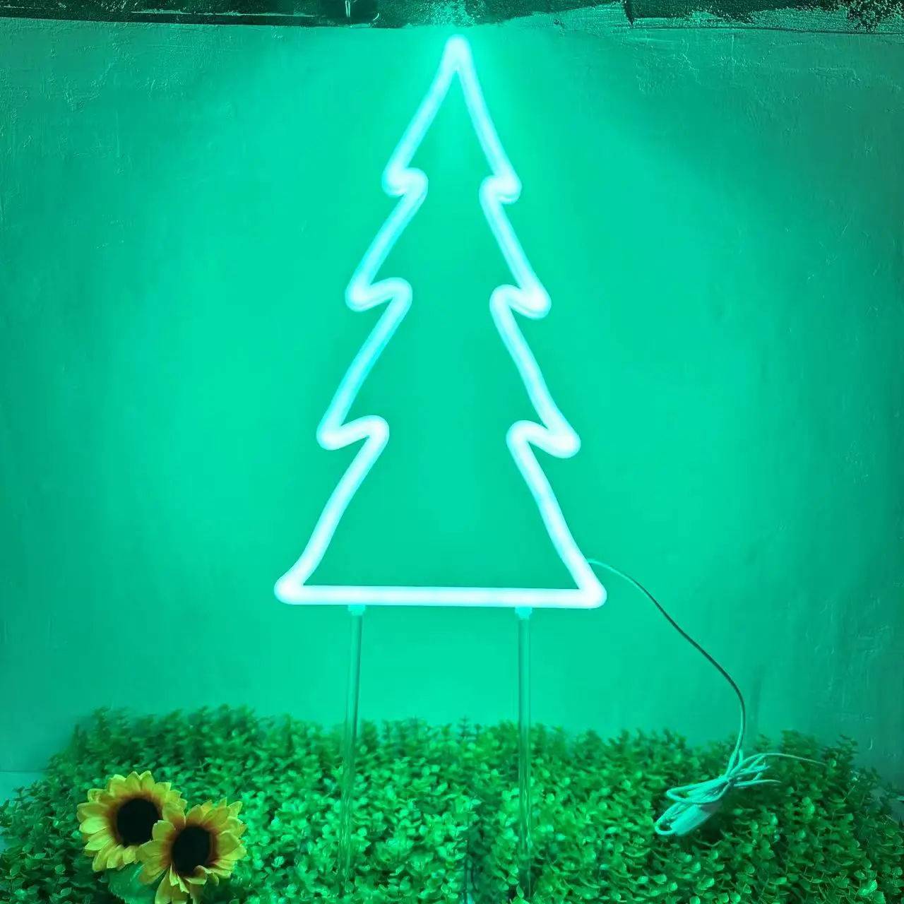 Christmas Tree LED Neon Light Sign for Christmas Shop Window Display Cafe Bar Decor USB Powered Dimmable Night Light Indoor Use 6
