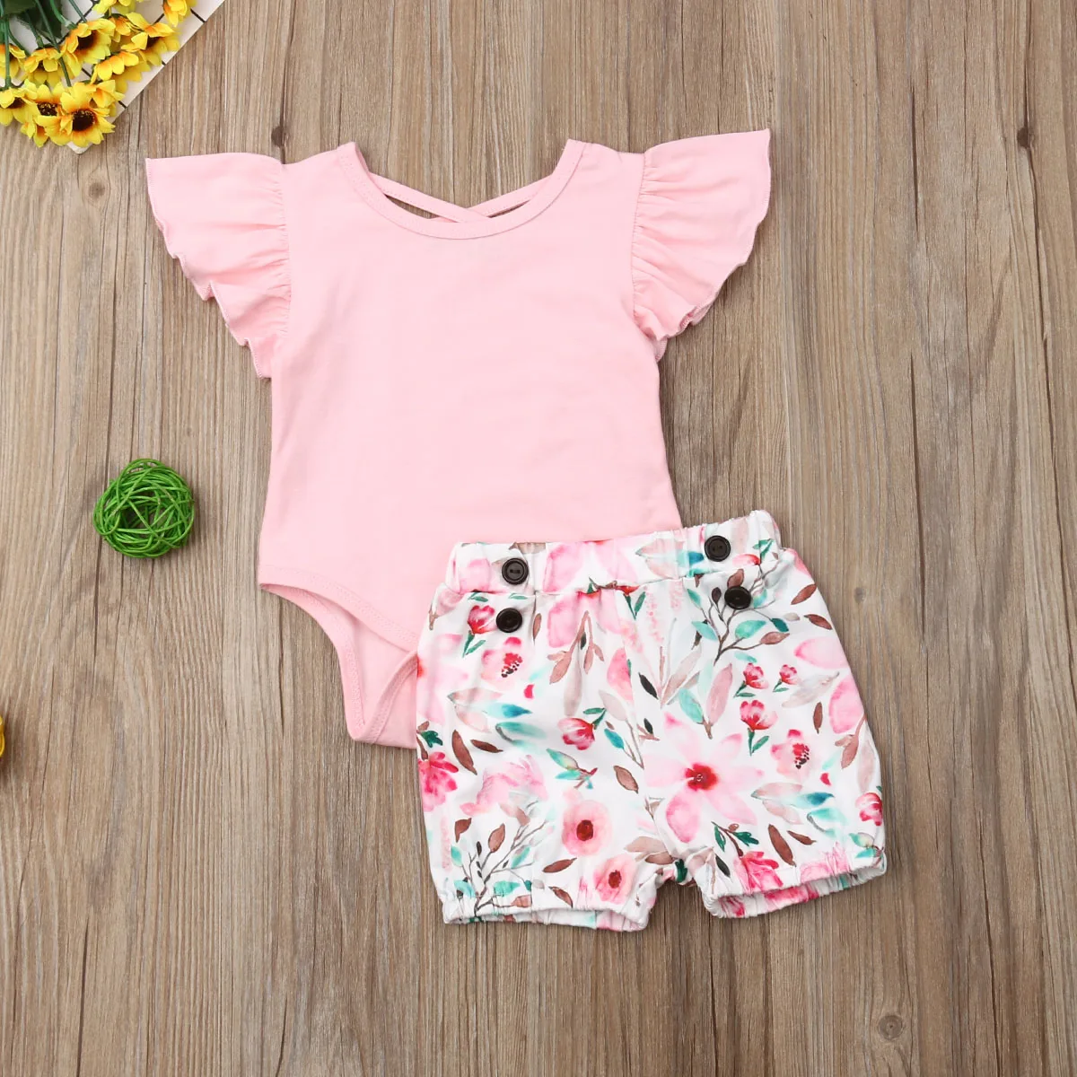 

Baby Clothes Newborn Kids Baby Girl Floral Clothes Ruffles Sleeve Bodysuit Short Pants 2pcs Outfits Set
