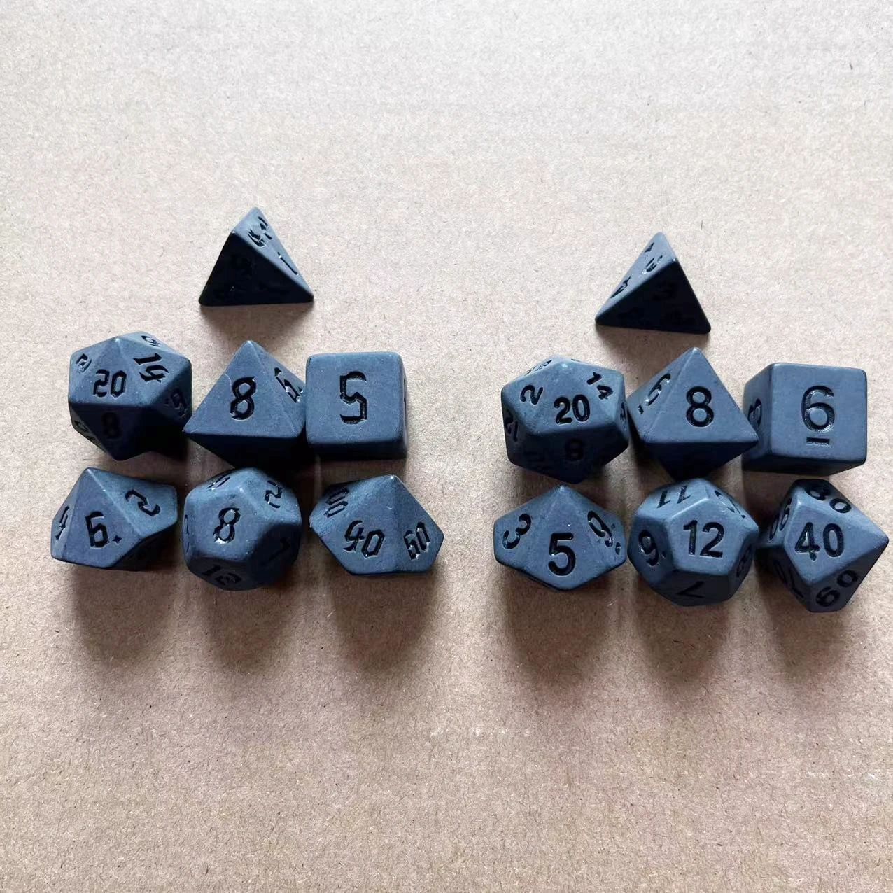 Set Dadi Drago Cavo Dadi Metallo D&D Drago - Set 7 Pezzi Per Giochi Di Ruolo Set Dadi Poliedrici Cavi Tema Drago