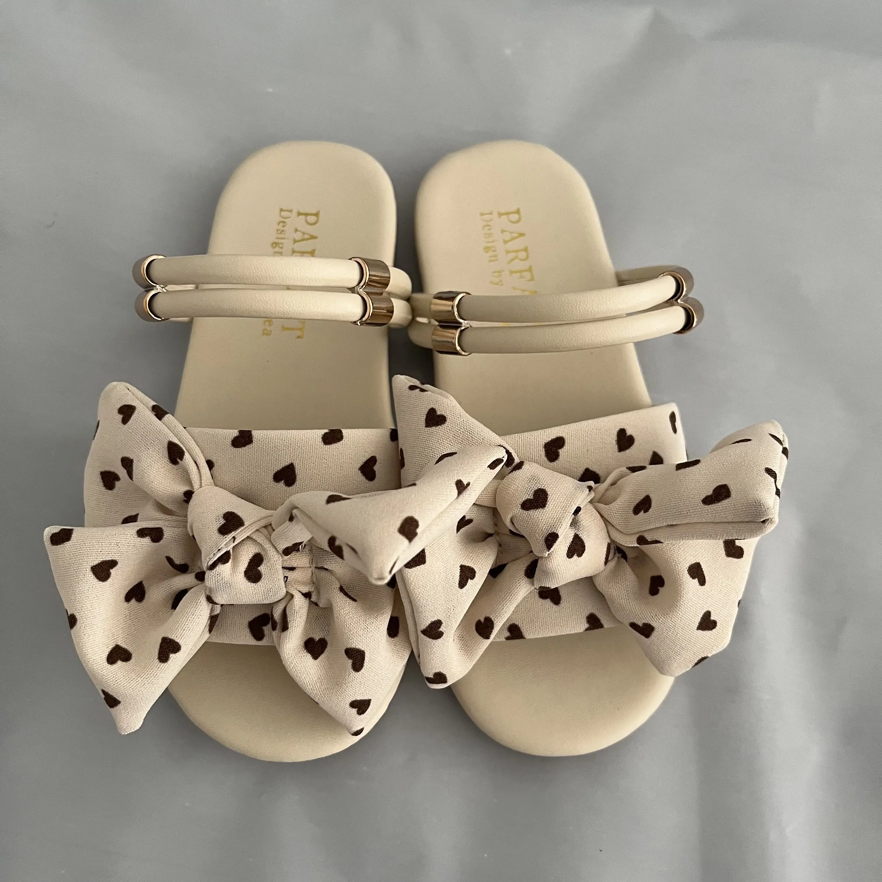 Children's Sandals Summer New Girls Slippers Two Wear Fashionable Non-slip Bow Knot All-match Sandals Sweet Slippers Shoes Girl girls shoes