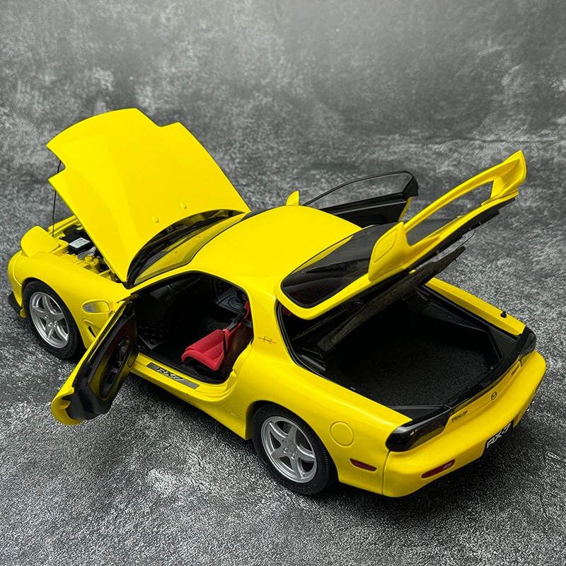 1/18 MAZDA RX7 Spirit R Red - New 2002 Model