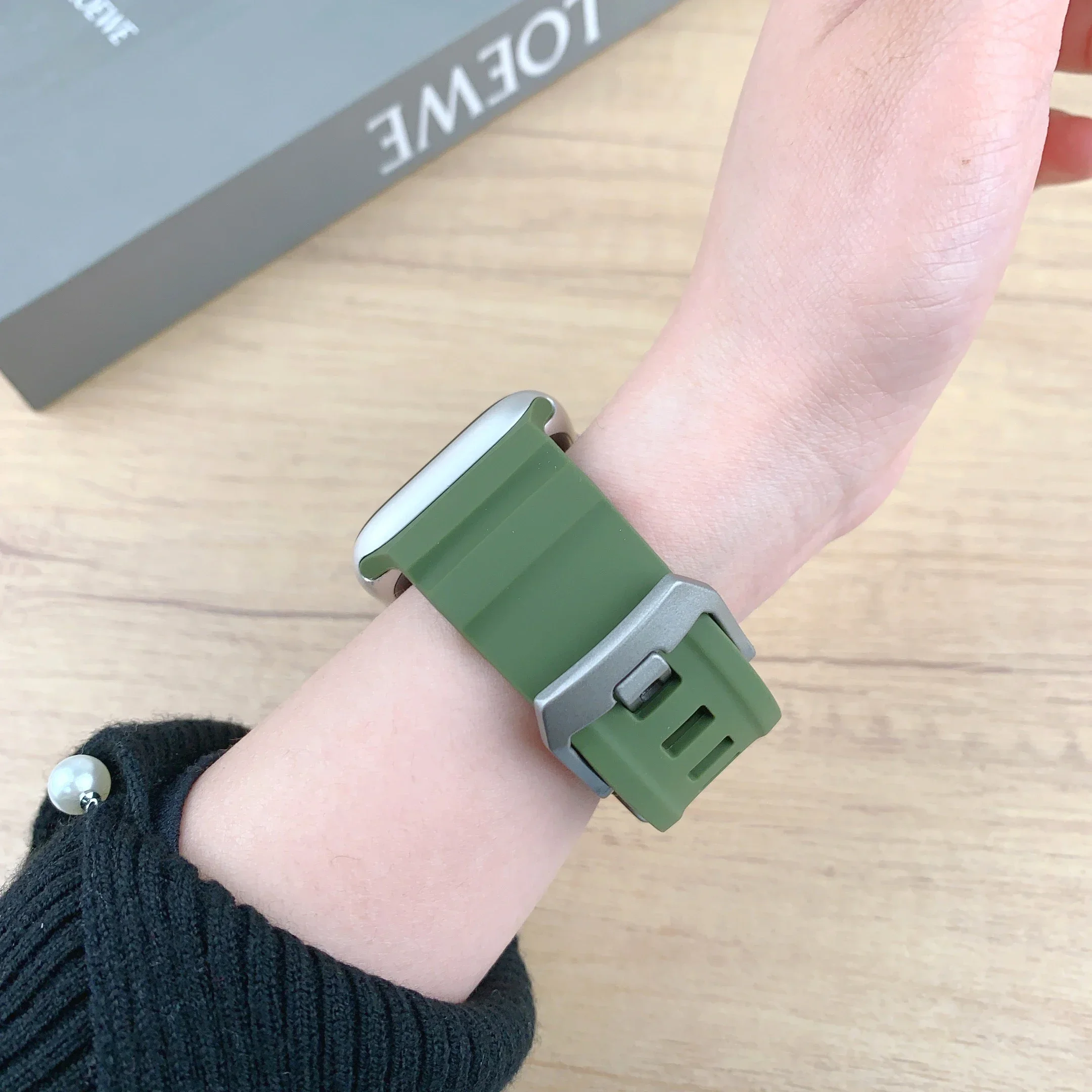 Sport Silicone and Titanium Metal Bracelet Strap