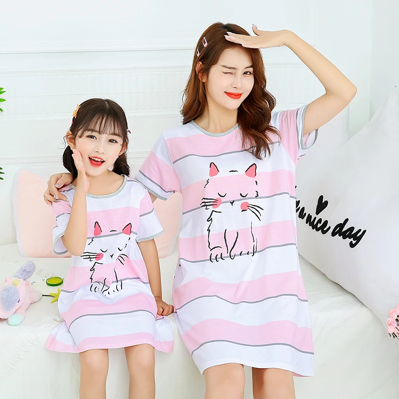 2022 Summer Girls Nightdress Clothes Summer Cartoon Nightgown Children Clothing Short Sleeved Pajamas Dress Kids Homewear cotton short pajama sets