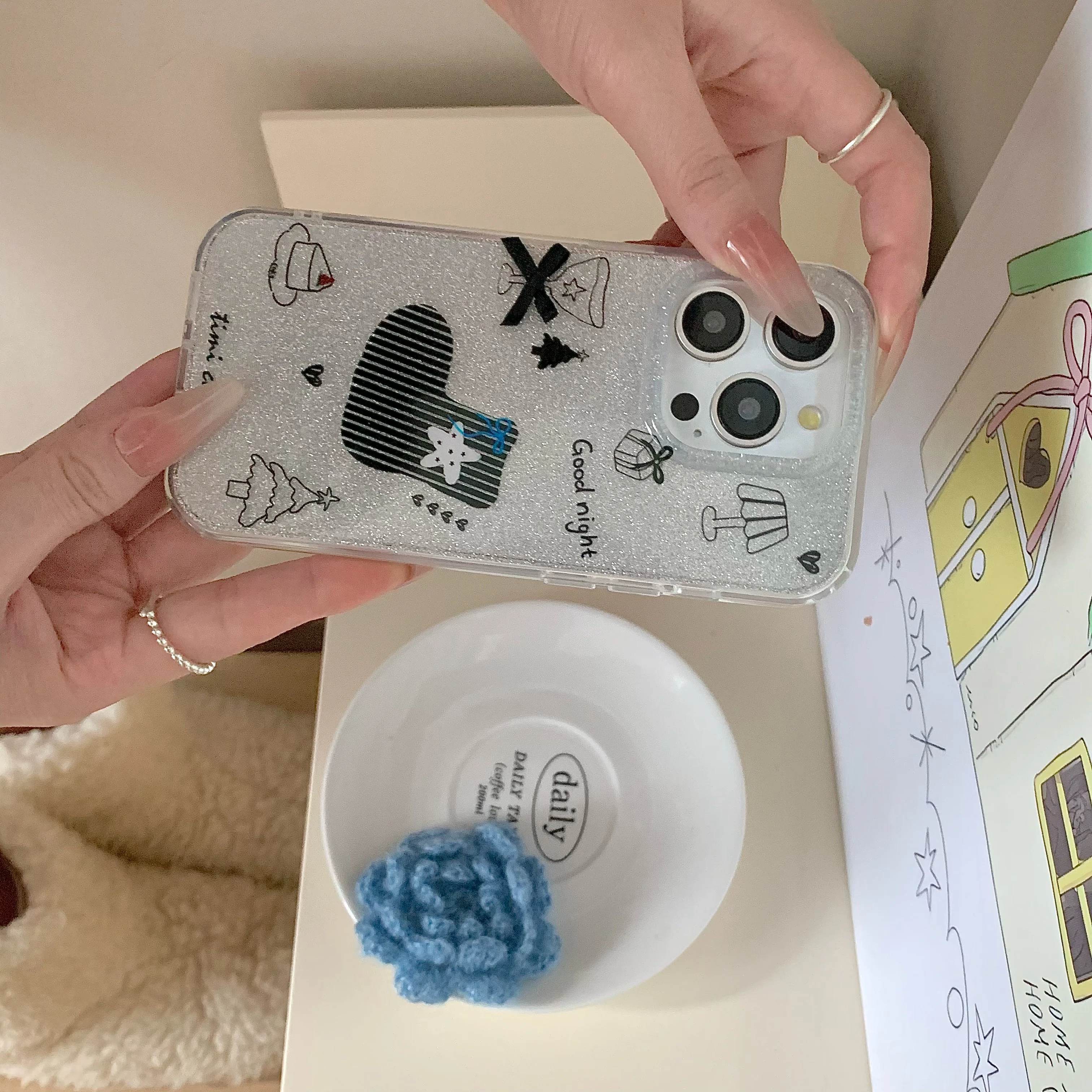 Christmas Tree Black Star Socks Glitter Powder Phone Case for iPhone 16 15 14 13 Pro Max Back Cover Funda